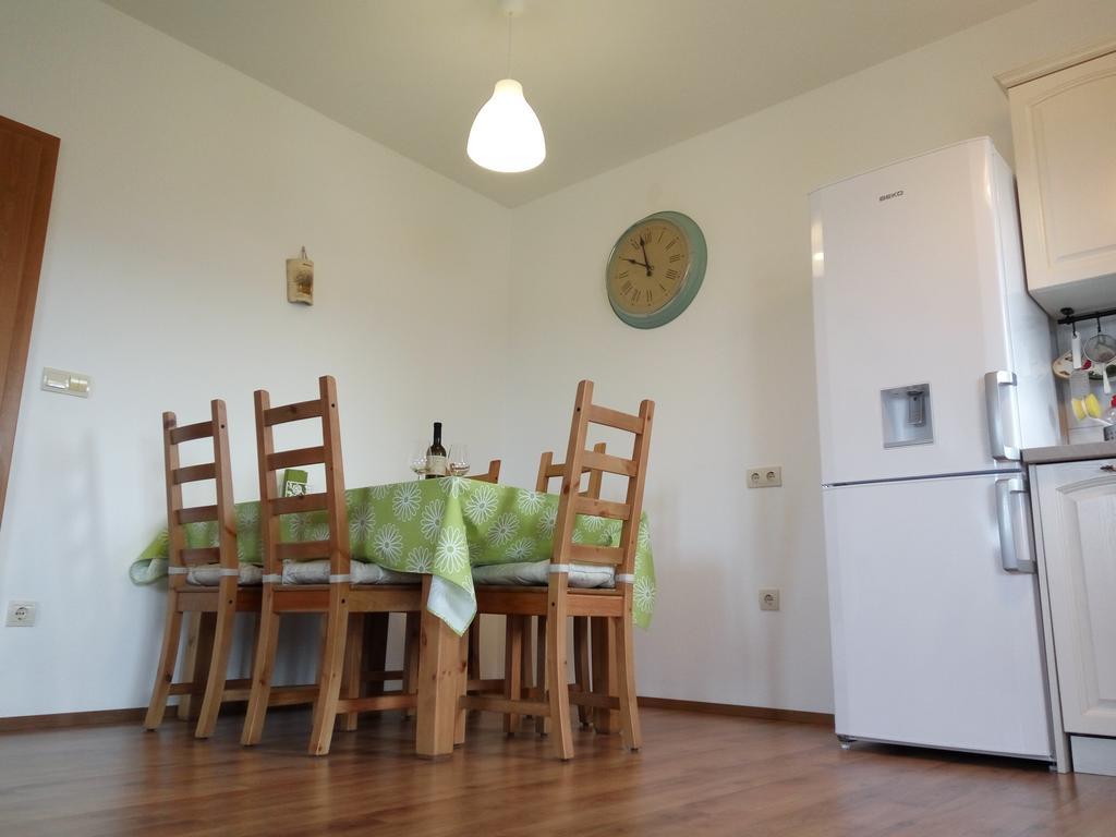 Apartment Asparagus โรวินสโก เซโล ภายนอก รูปภาพ